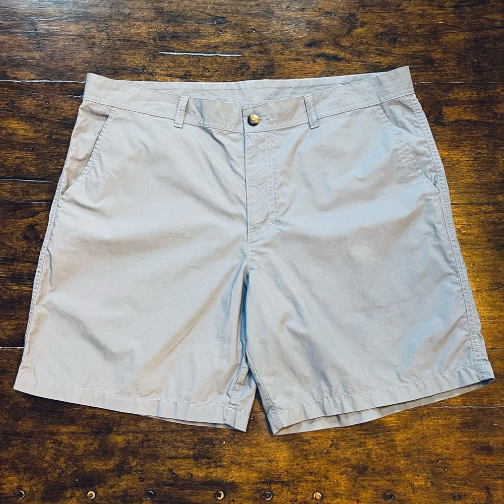 Columbia Gray Chino Shorts Men's 38X10 Golf‎ Casual Preppy Coastal Classic